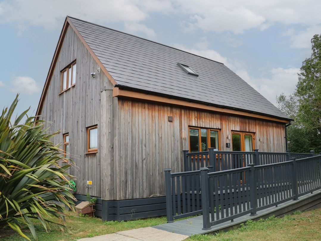 Dog friendly cottage in Brigg, Lincolnshire - Sleeps 5