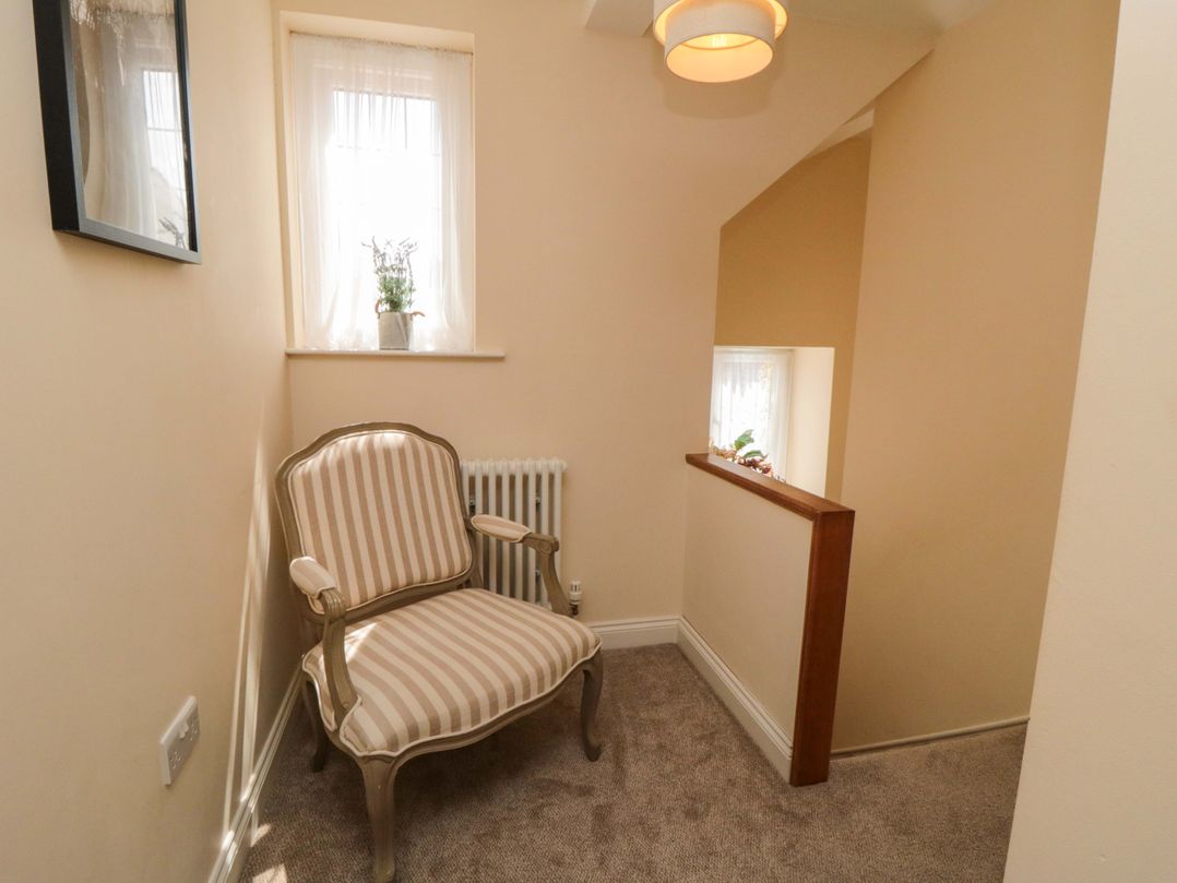 Scalby Grove Cottage