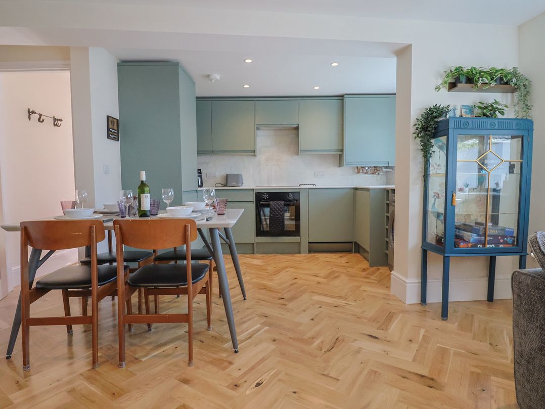 1 Mill Green Court