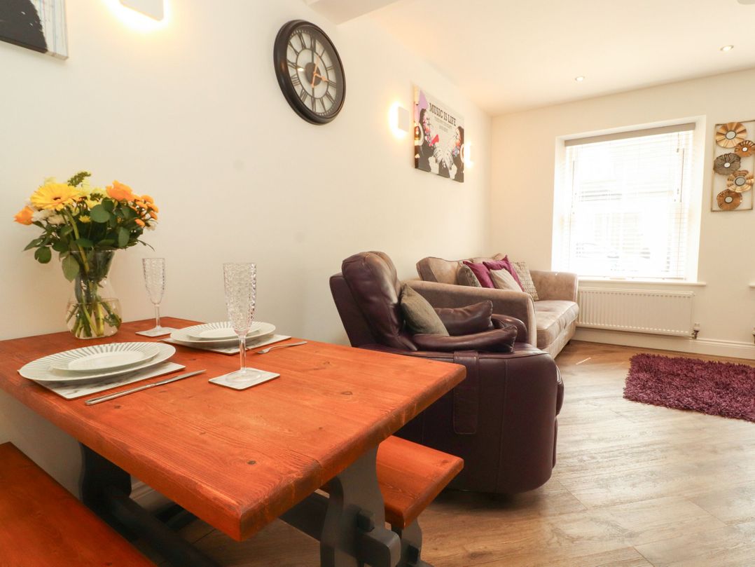 Flat 1