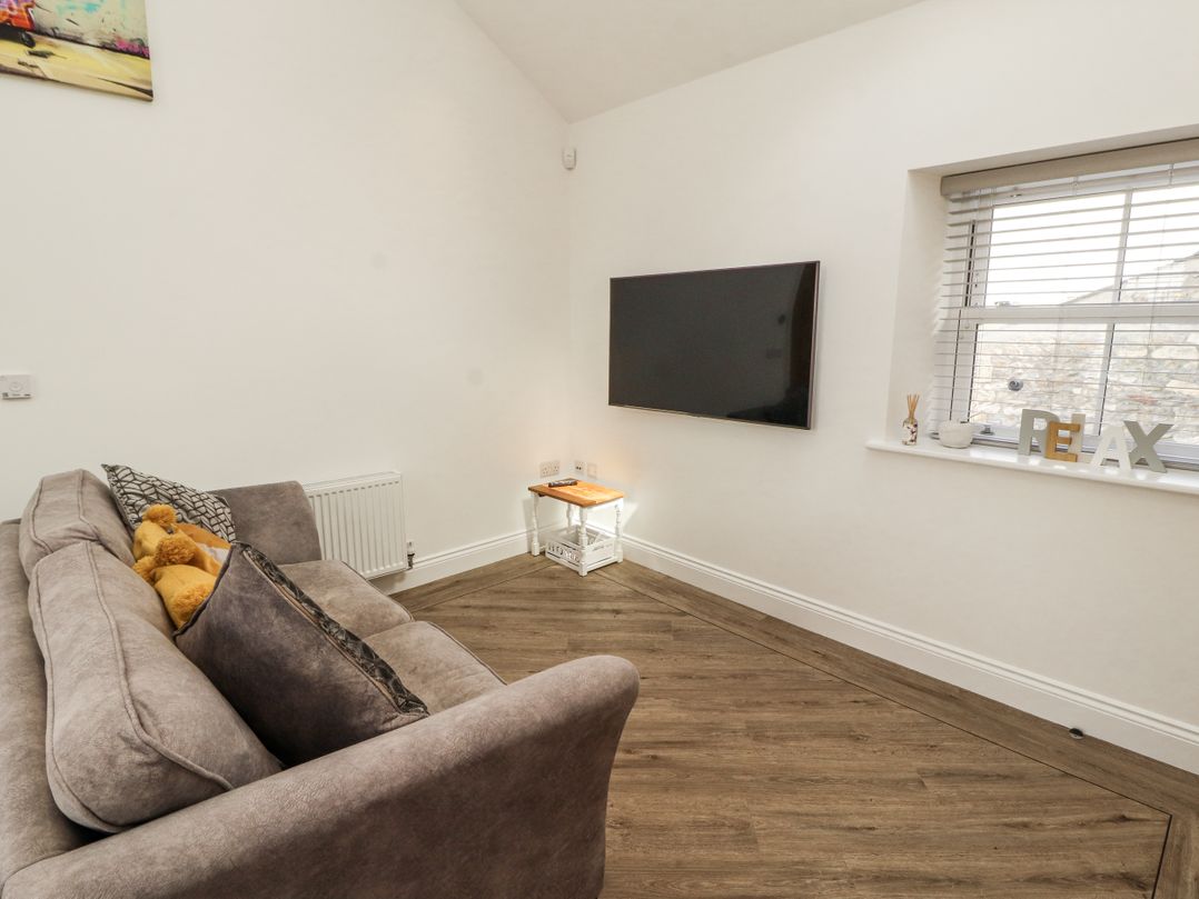 Flat 2