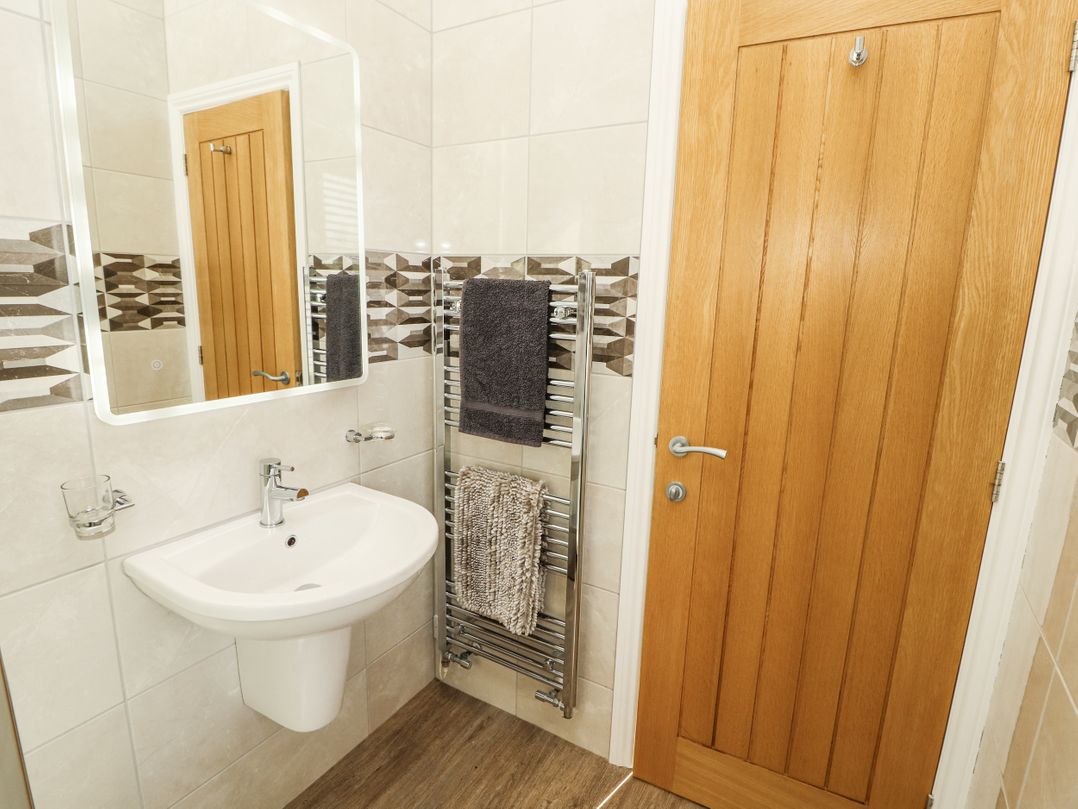 Flat 2