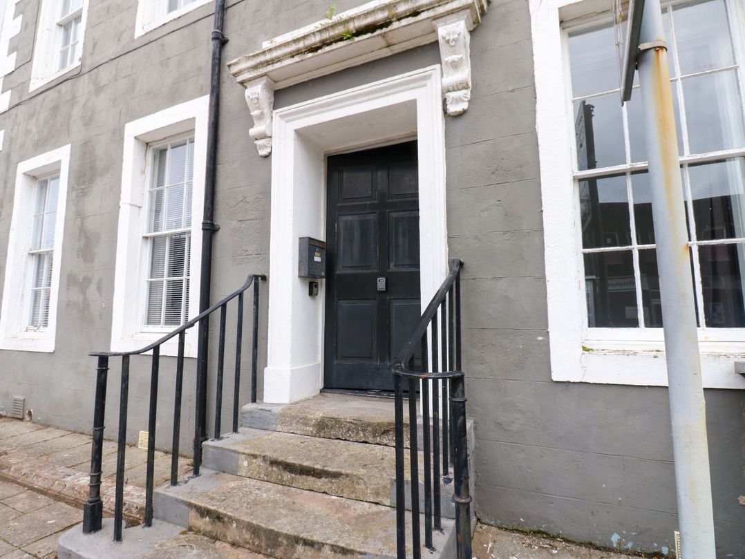 Lowther Apartment