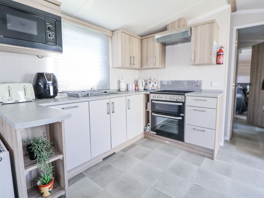 V9 Ty Mawr Holiday Park