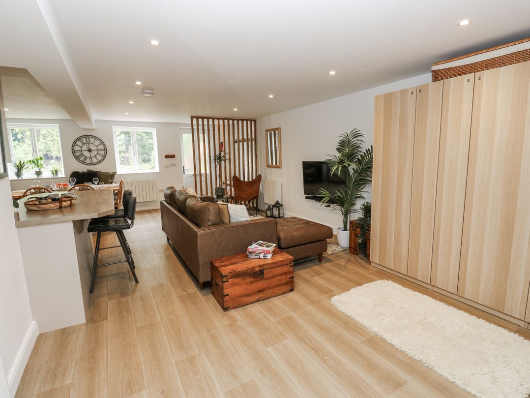 Canal View Apartment