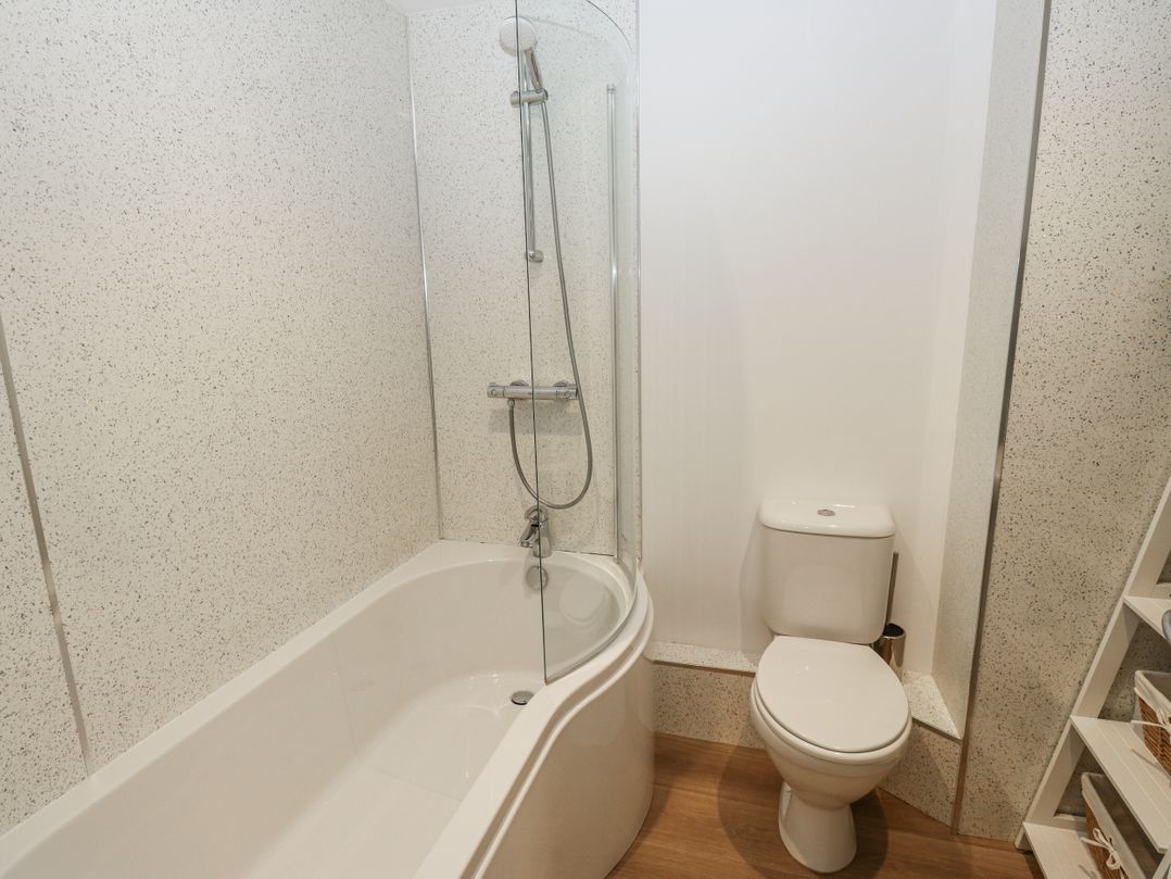 Canal View Apartment