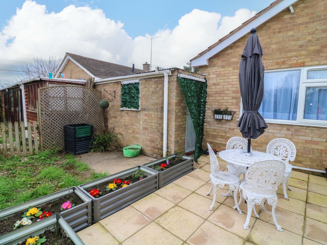5 Overstone Drive