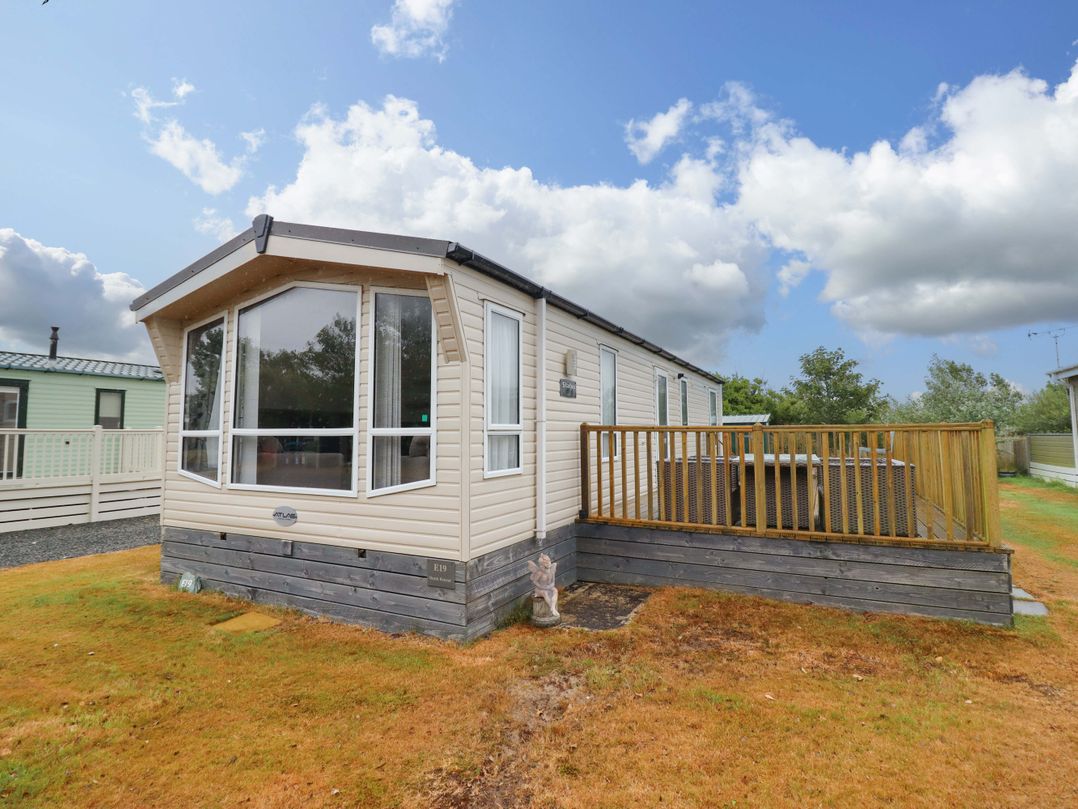 Beach Retreat E19 Dyffryn Seaside Estate