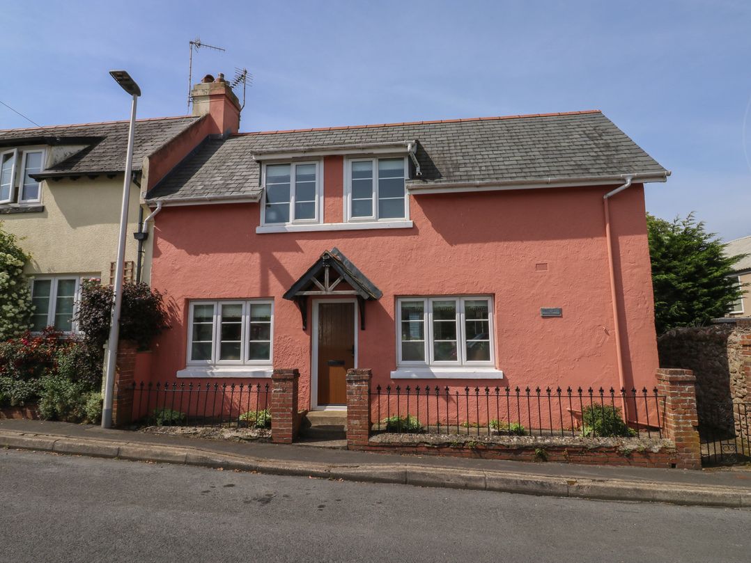 Tracey Cottage