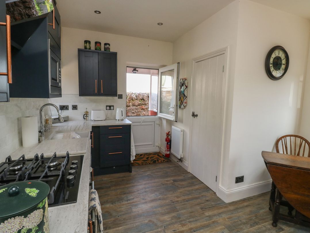 Tracey Cottage