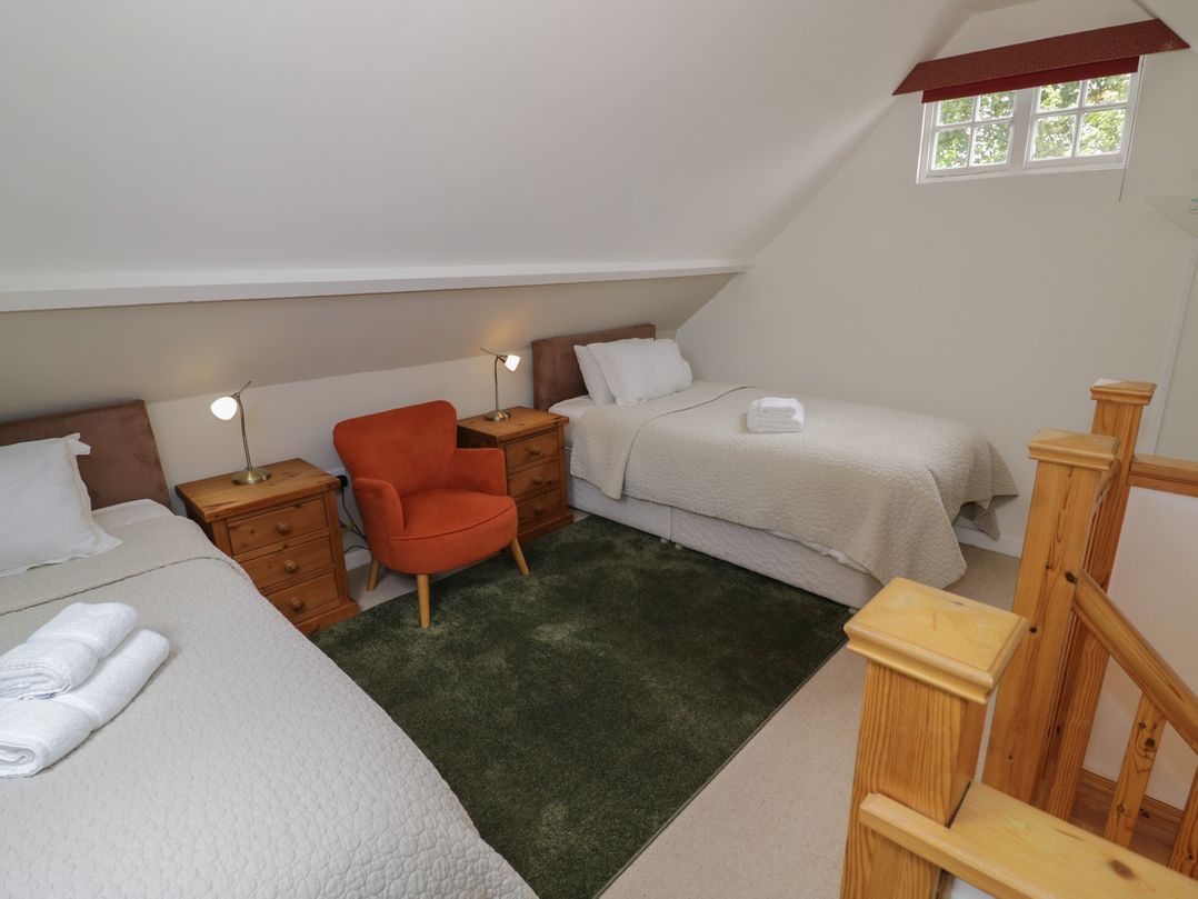 Raglan Lodge