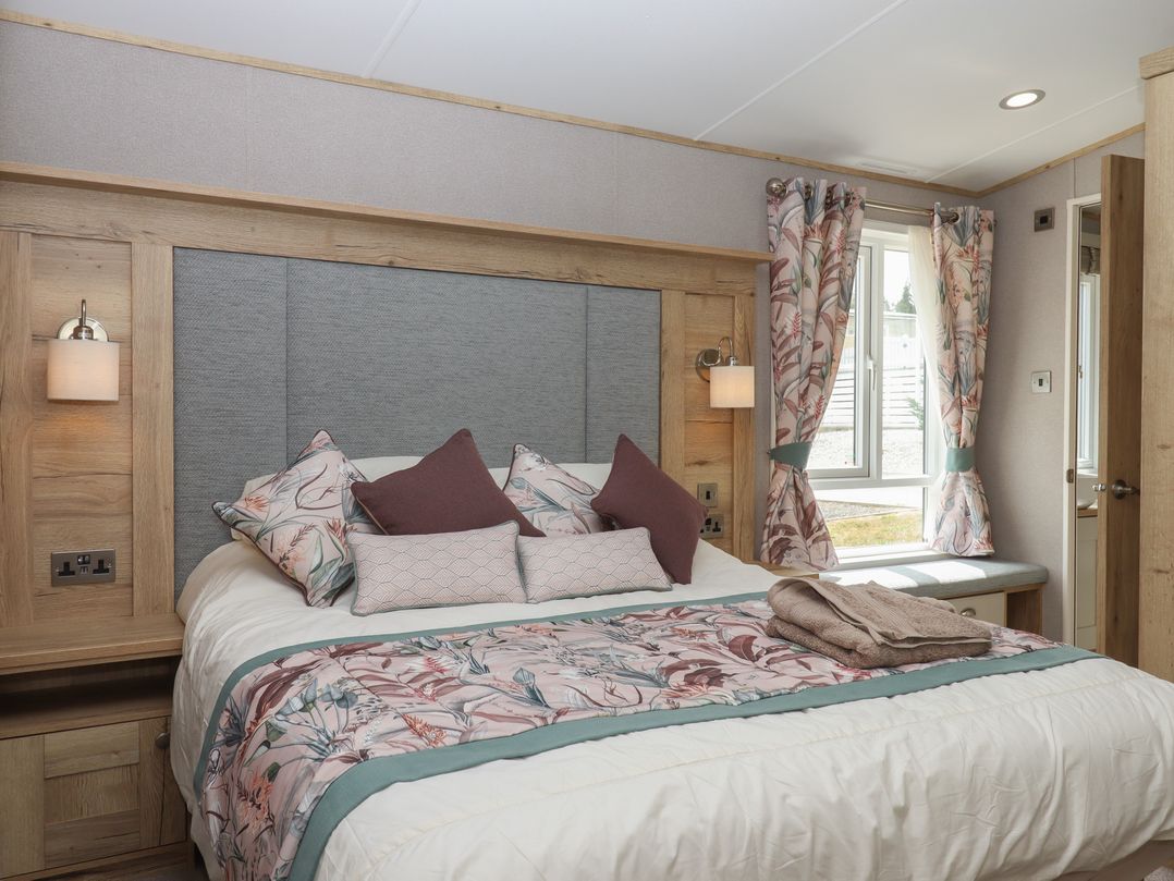 Maple Lodge