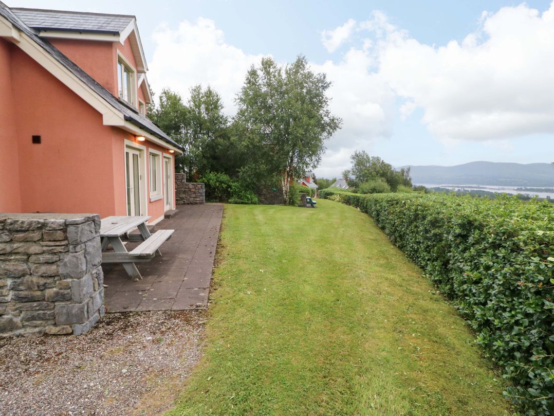 25 Ring of Kerry Golf Club Cottages