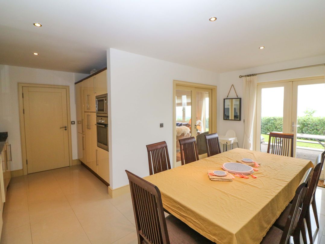 25 Ring of Kerry Golf Club Cottages