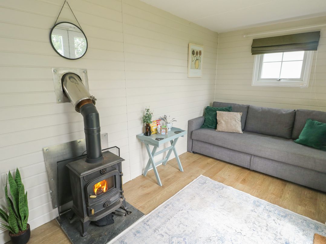 Seiriol Shepherds hut