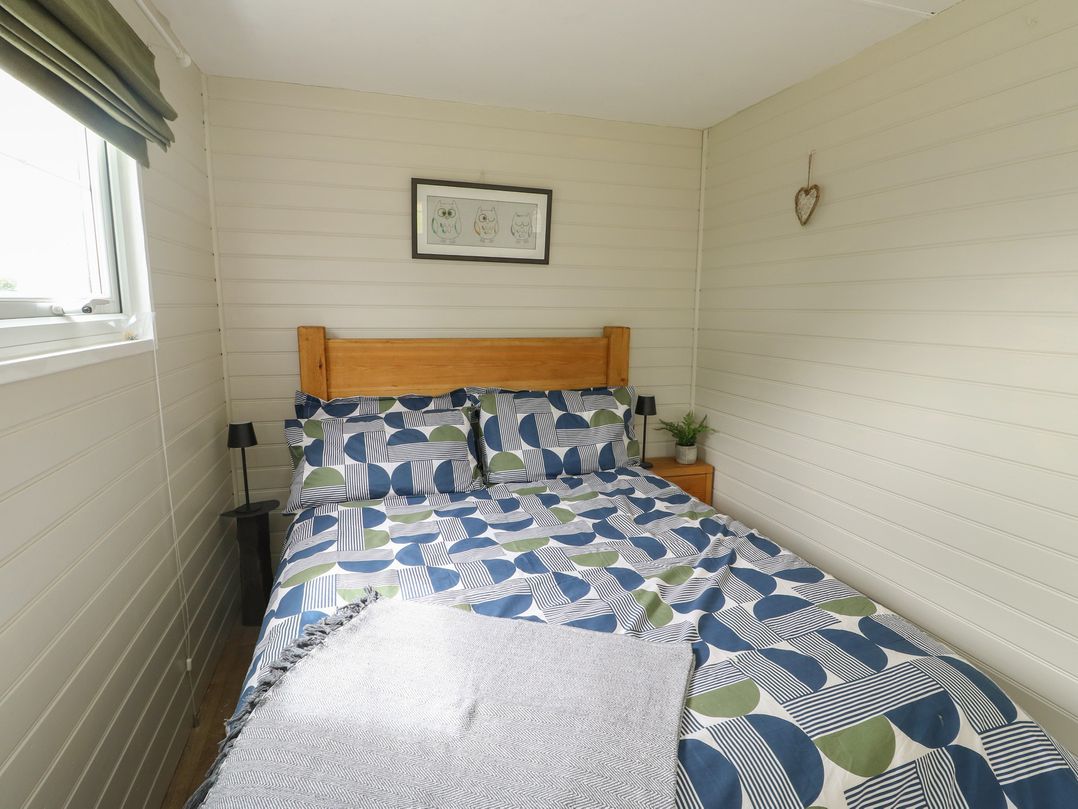 Seiriol Shepherds hut