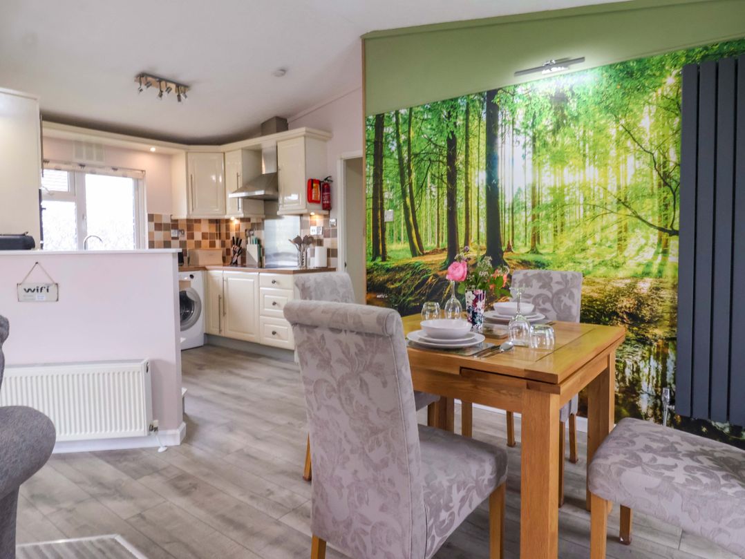 15 Badgers Retreat - Two Dales