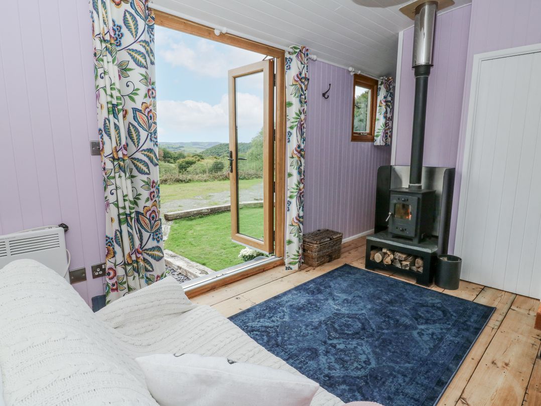 Brondel Luxury Shepherd's Hut