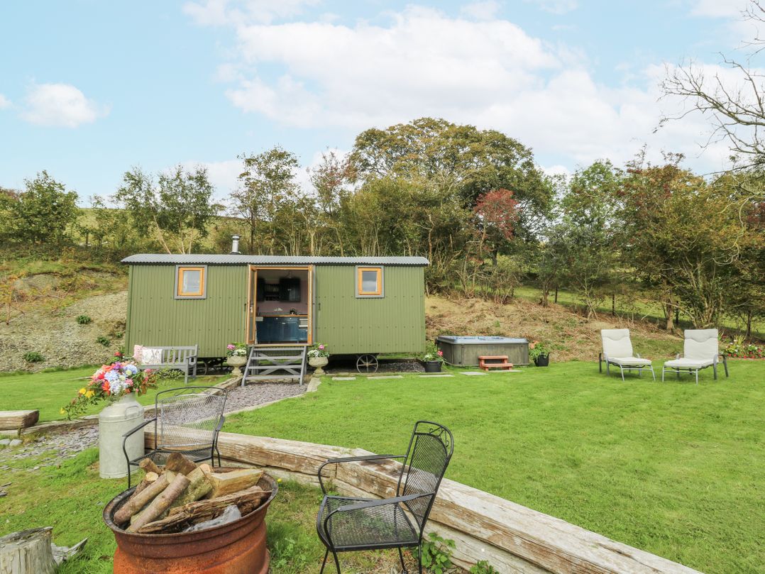 Brondel Luxury Shepherd's Hut