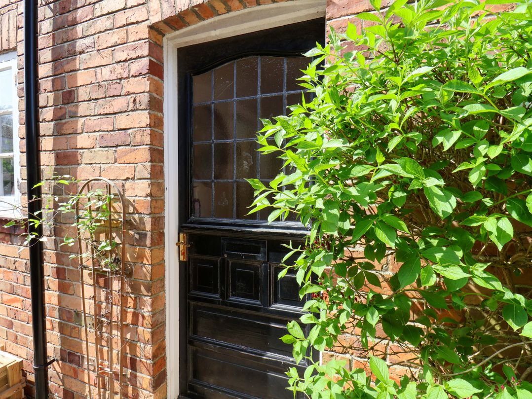 16 High Street