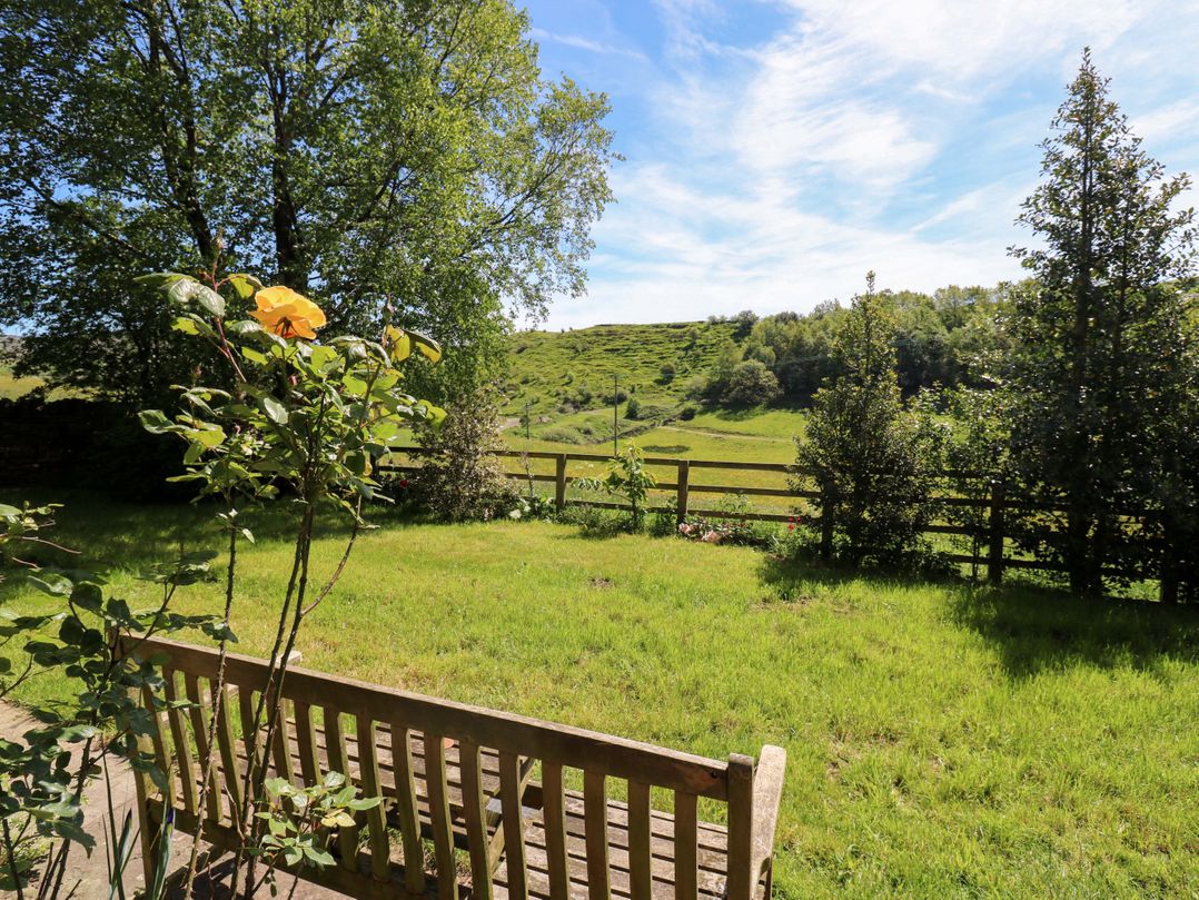 Bib Knowl Farm