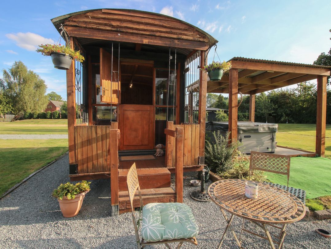 Sharon's Shepherd Hut