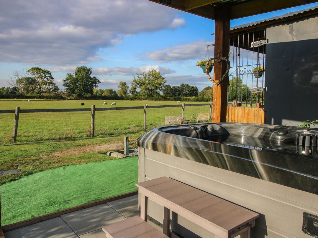 Sharon's Shepherd Hut