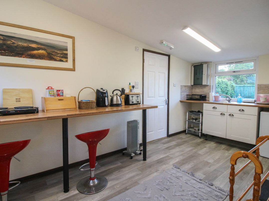 Sharon's Shepherd Hut