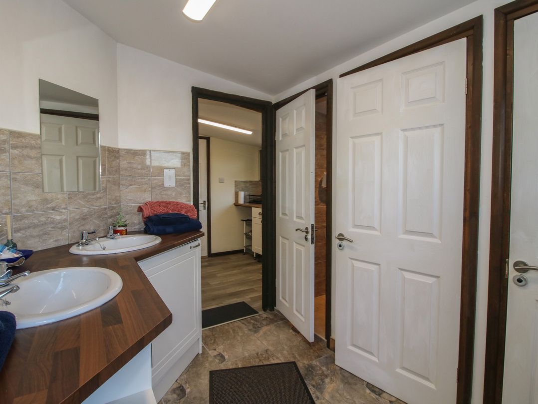 Sharon's Shepherd Hut