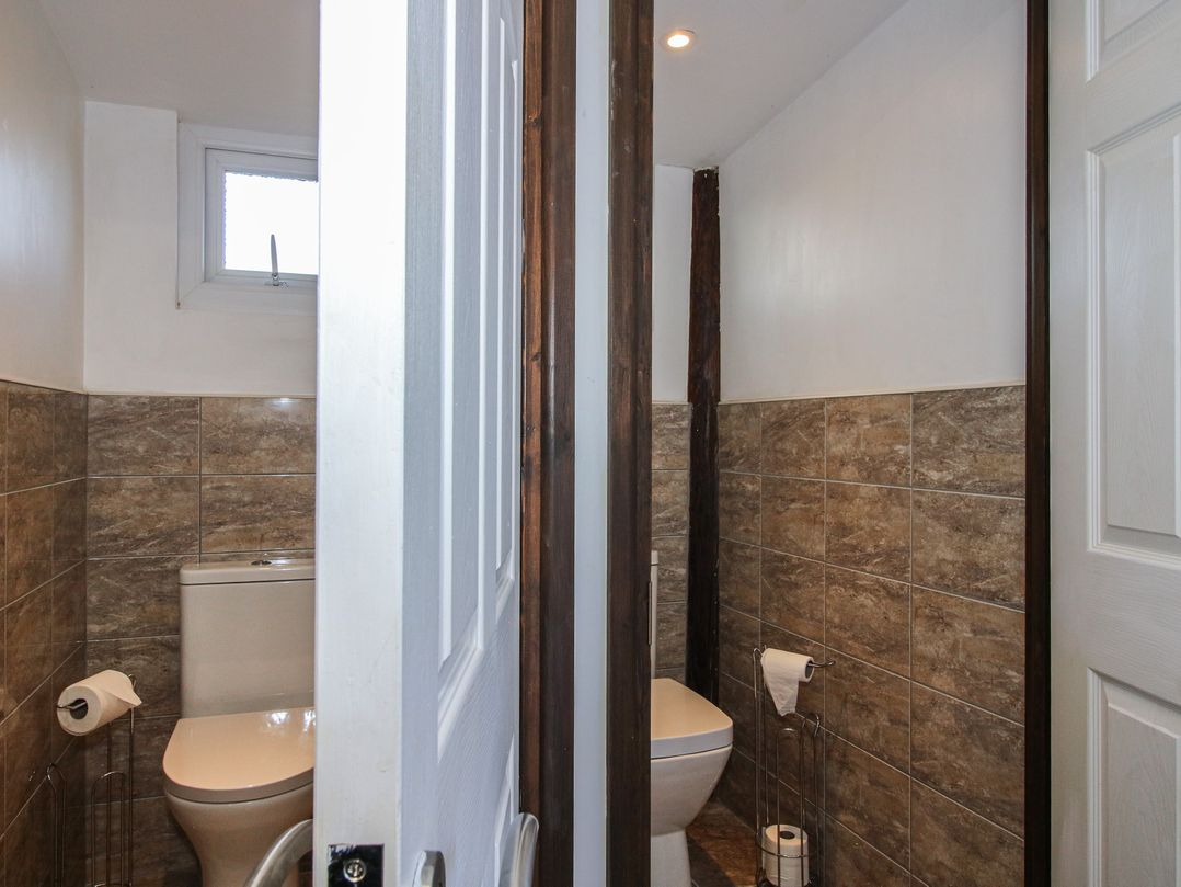 Sharon's Shepherd Hut