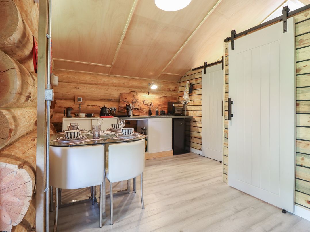 Owl Valley Cabin