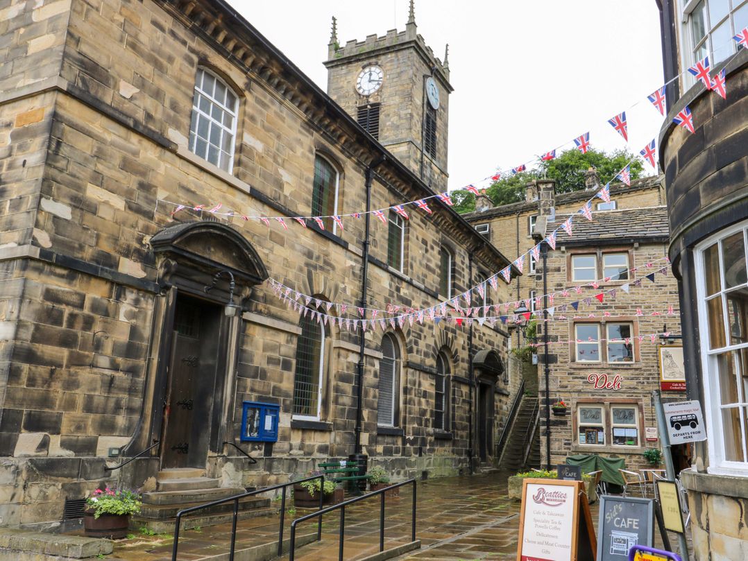 The Peak View Holmfirth