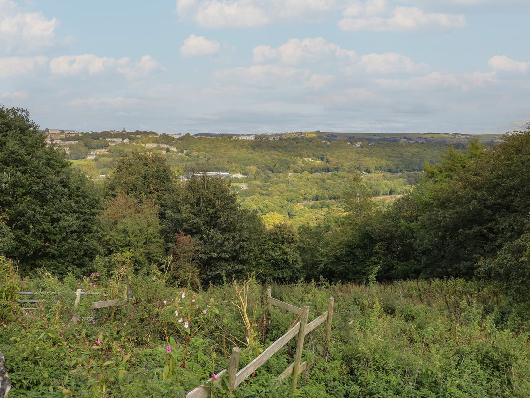 11 Hollin Well Cottage