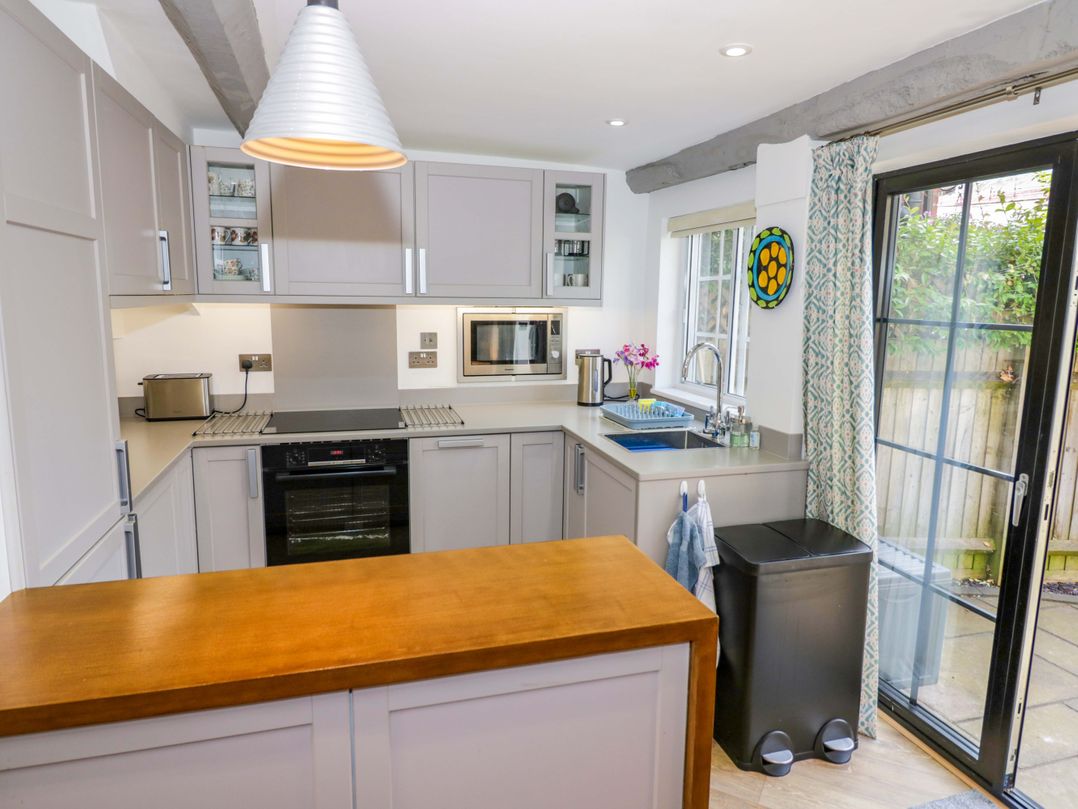 Middle Cottage