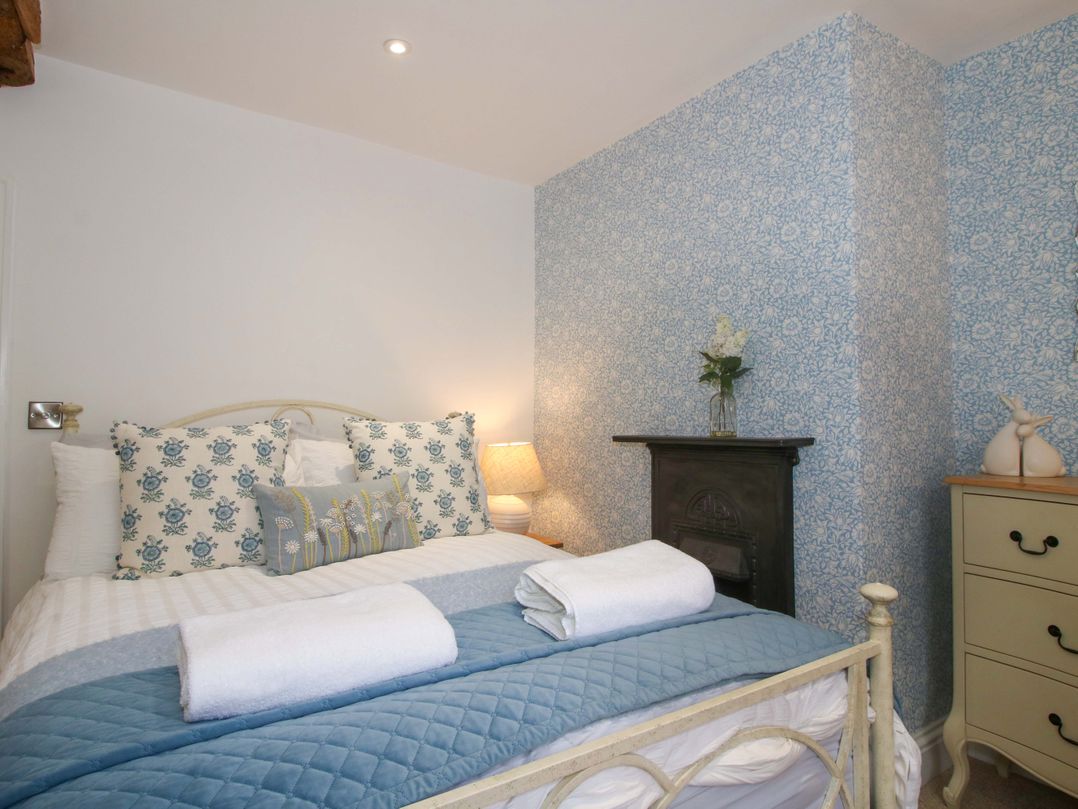 Raven Lane Retreat