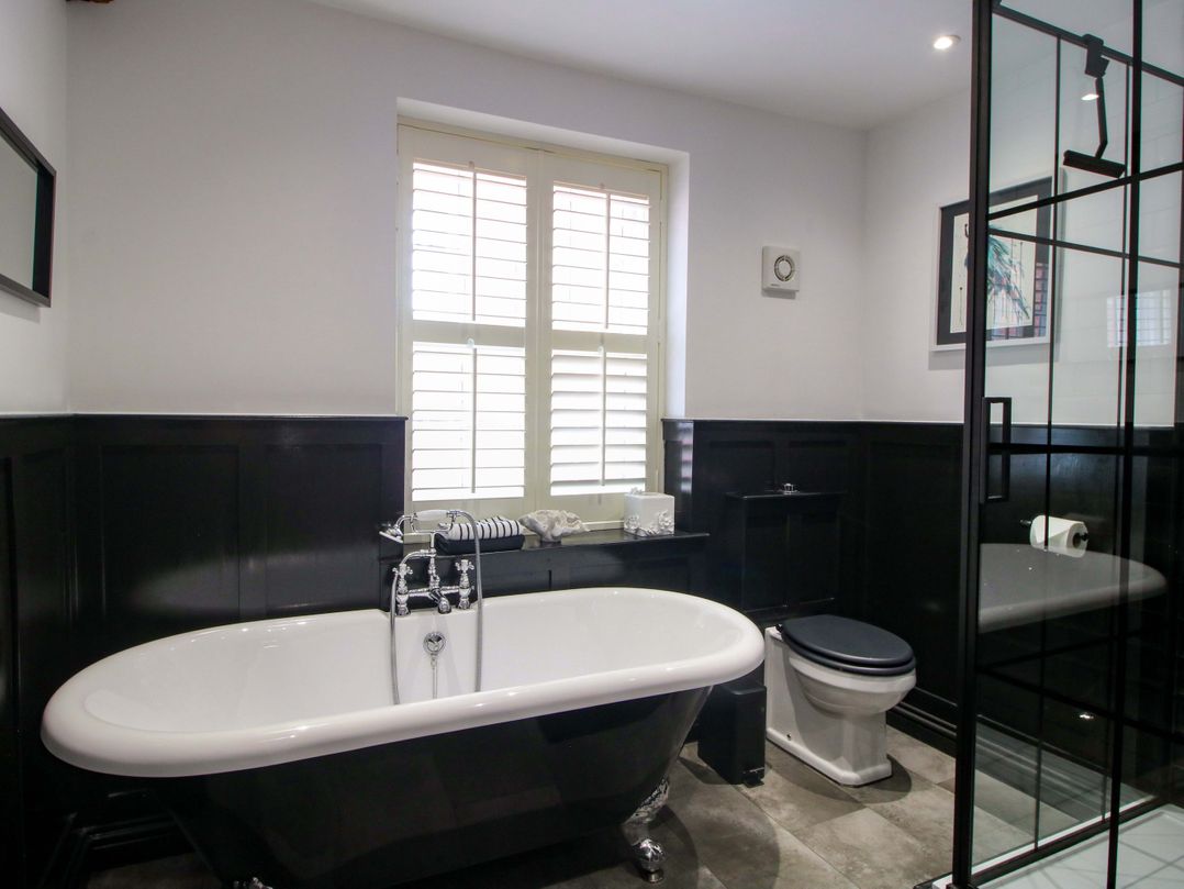 Raven Lane Retreat
