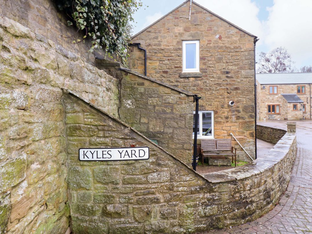 1 Kyles Yard