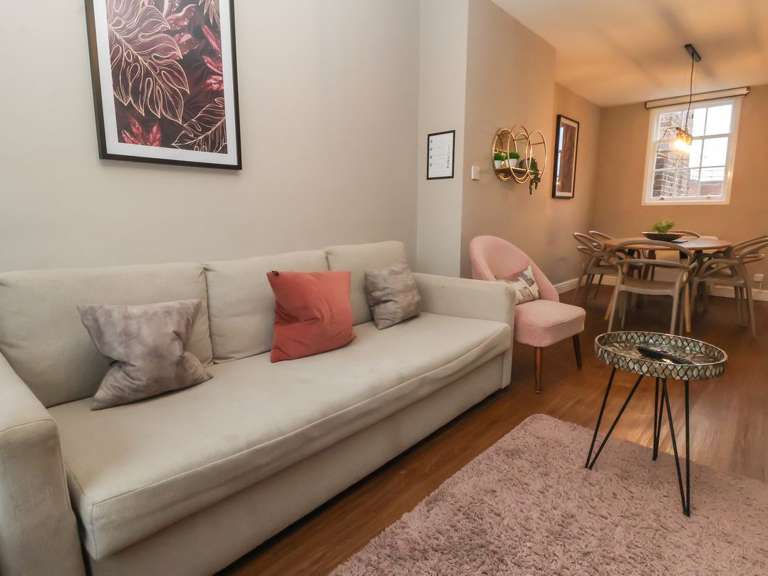 Ravenswood Penthouse