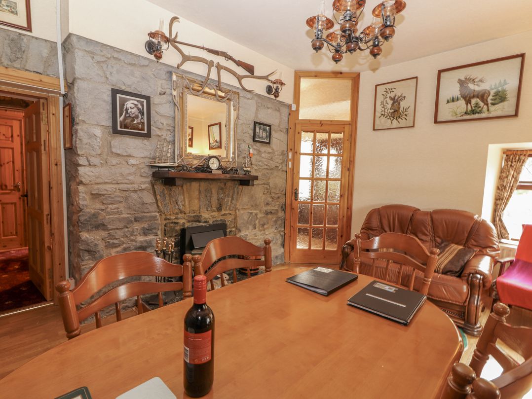 Coole Gate Lodge