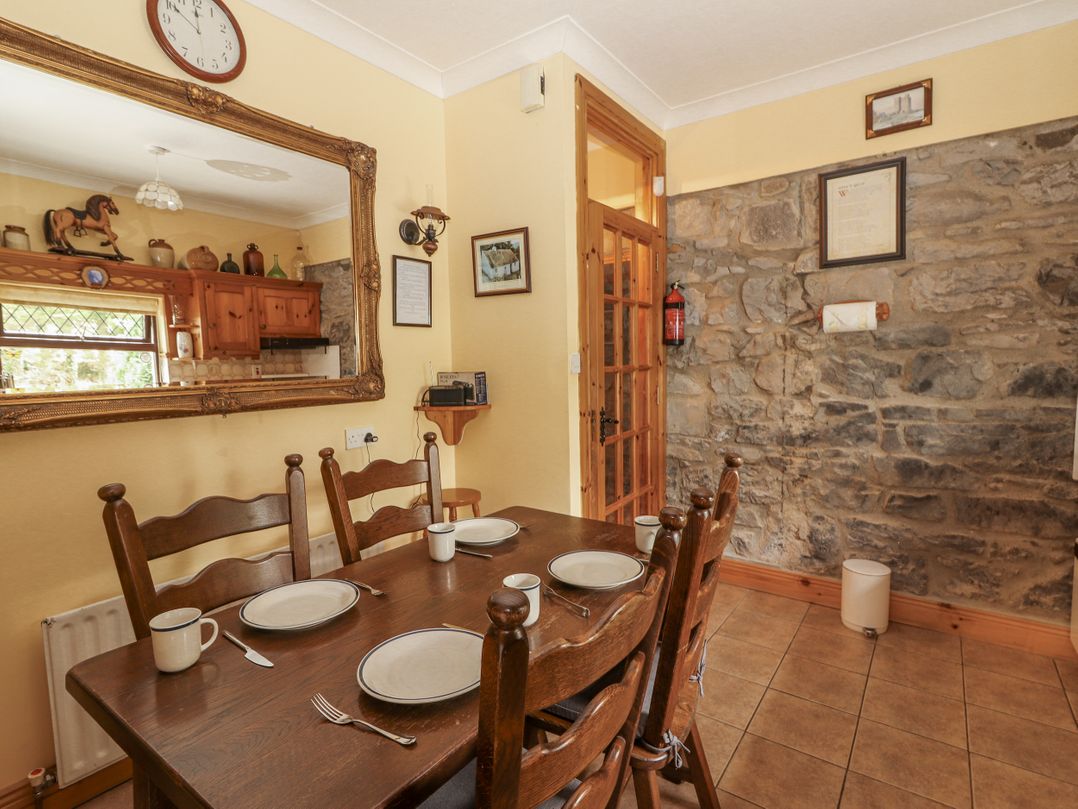 Coole Gate Lodge