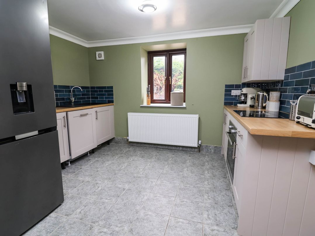 Ty Cerrig Apartment