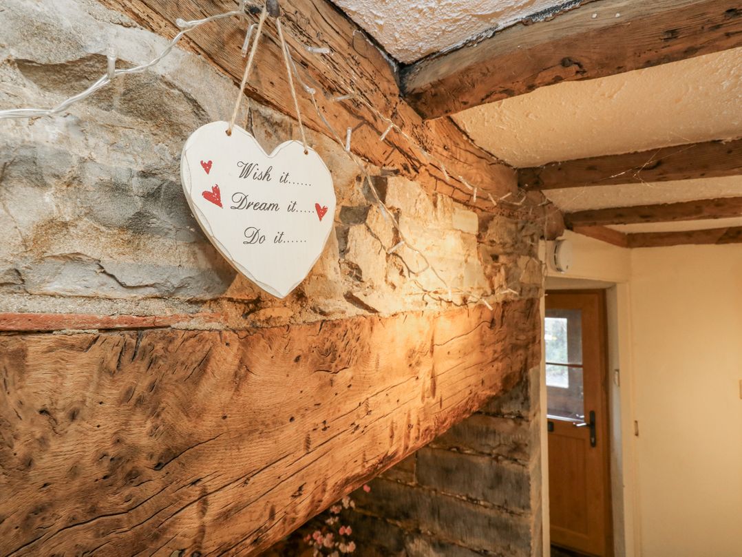 Honeysuckle Cottage