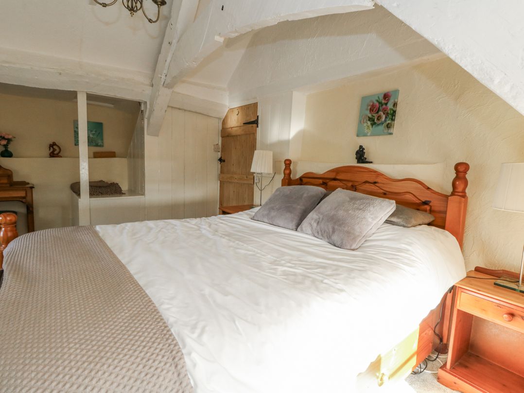Honeysuckle Cottage