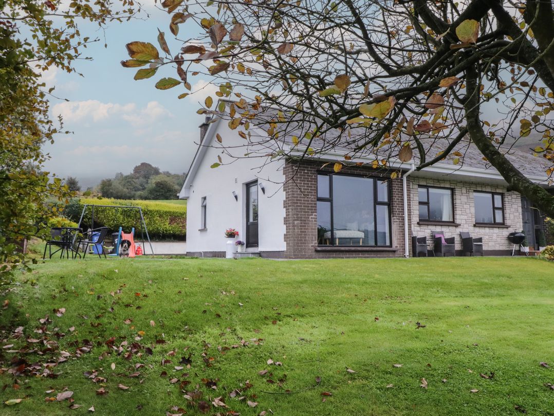 Lake view House Apartment