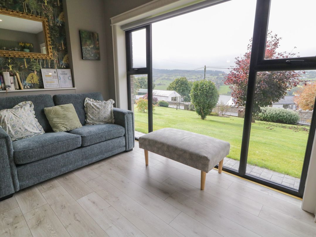 Lake view House Apartment