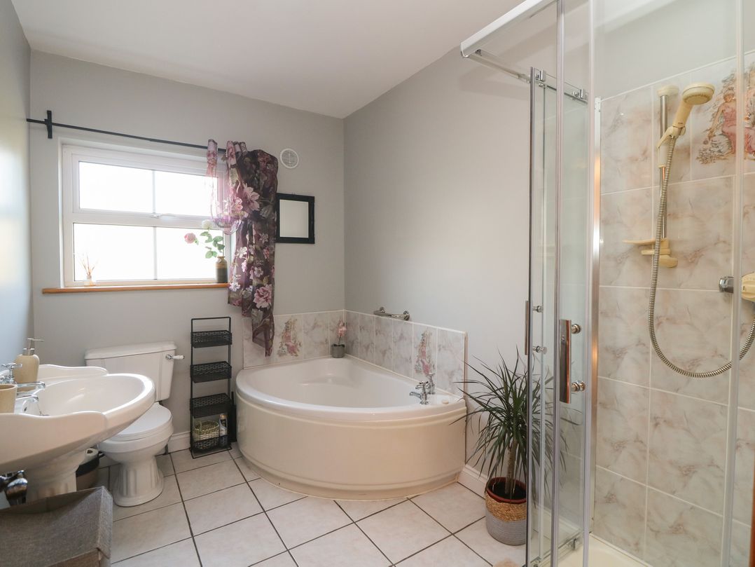 The Lodge Bolinahaney