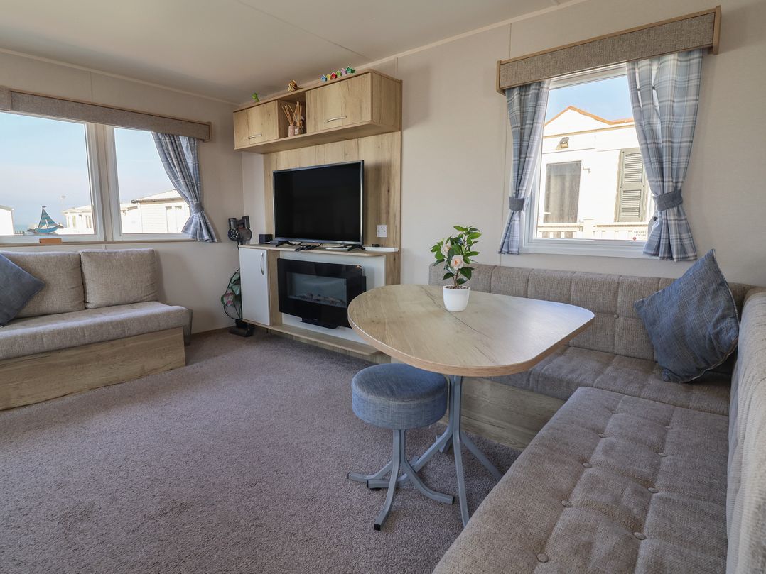 Golden Sands Kinmel Bay - 20528