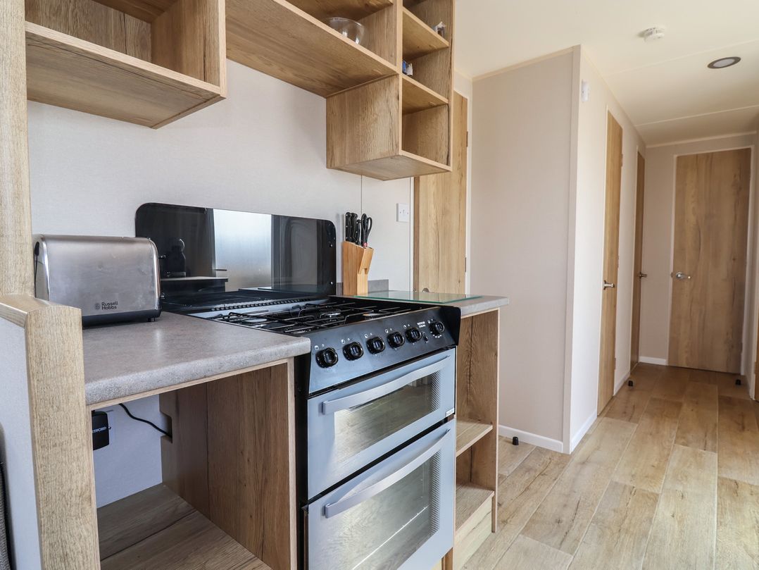 Golden Sands Kinmel Bay - 20528
