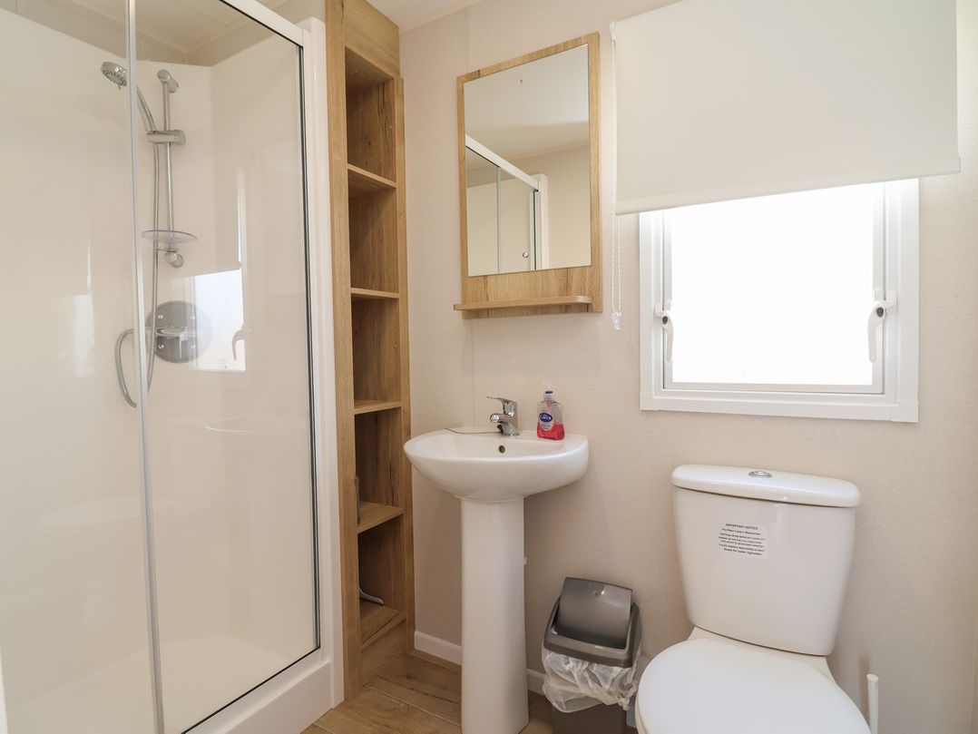 Golden Sands Kinmel Bay - 20528