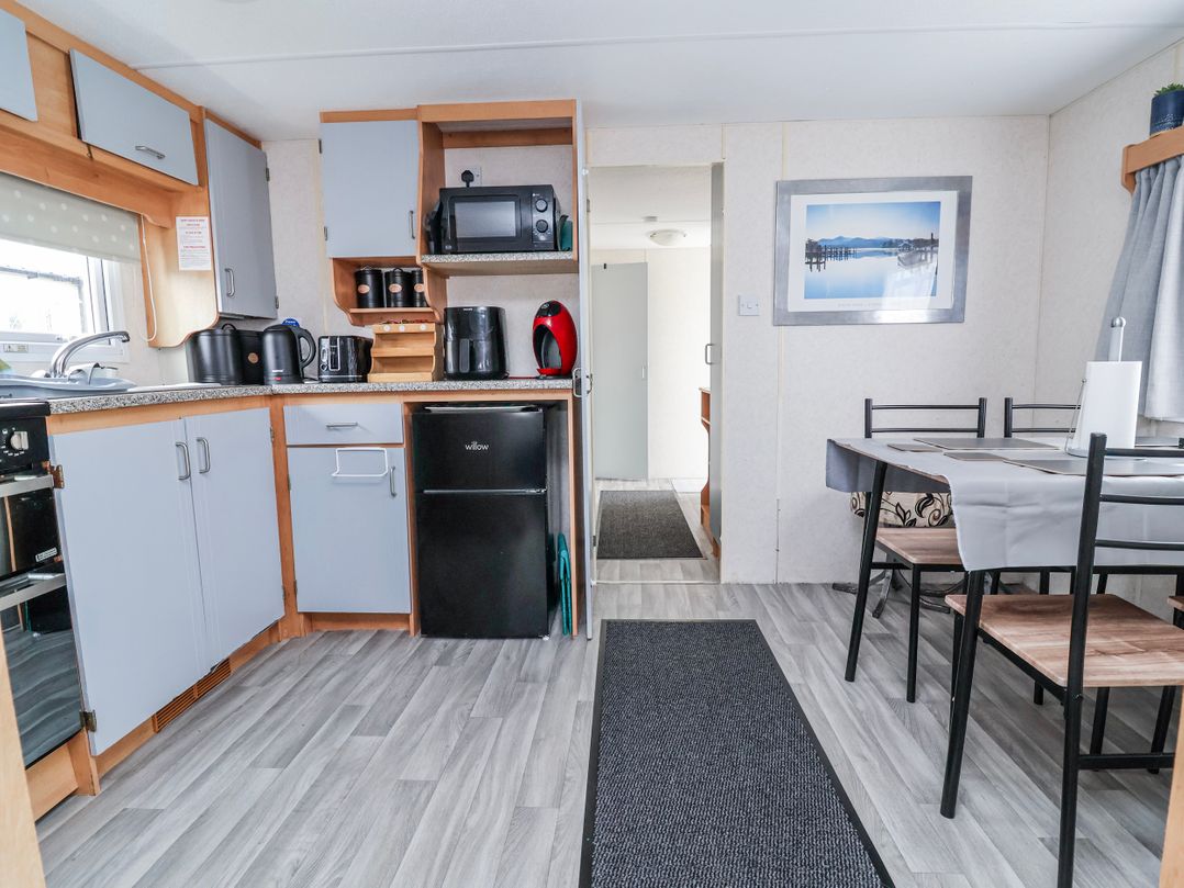 Golden Gate Holiday Centre - Holiday Accommodation 20618